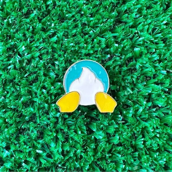 Donald Duck Butt Tush Enamel Pin/ Brooch - Picture 5 of 5